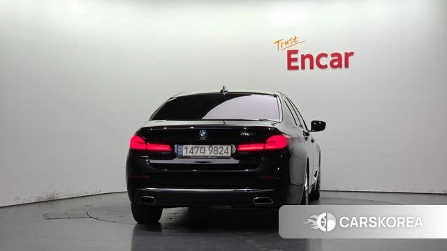 BMW 5 Series (G30) id 5027806 из Кореи 23