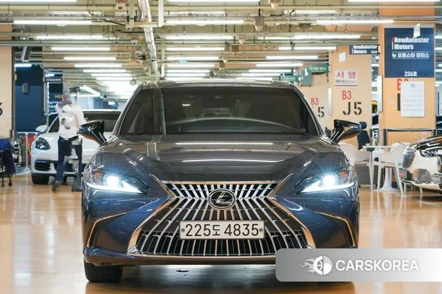Lexus ES300h 7th generation id 4995426 из Кореи 13