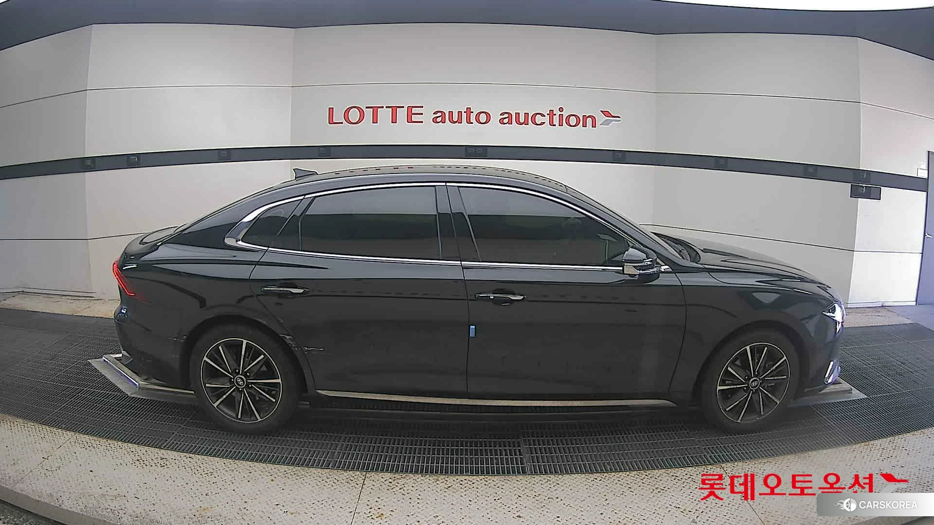 Hyundai Grandeur id 4990001 из Кореи 23