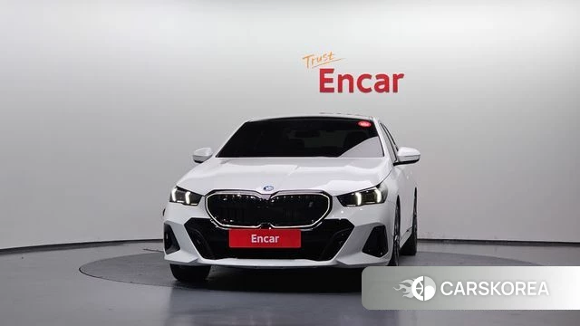 BMW i5 (G60) id 4964982 из Кореи 23