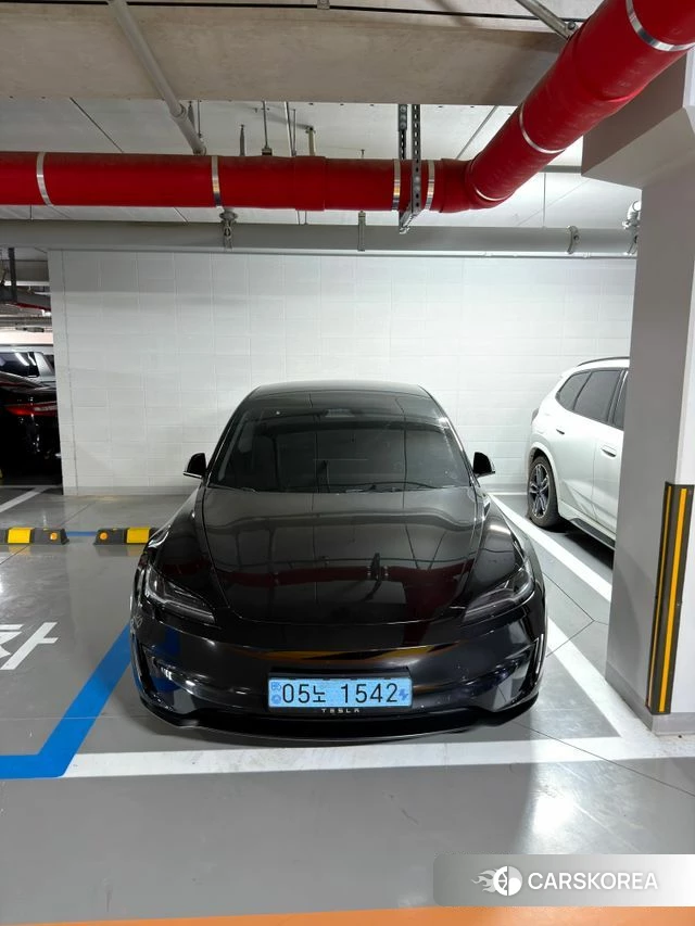 Tesla Model 3 2024 Черный из Кореи, фото 6