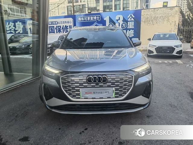 Audi Q4 2025 Синий из Китая, фото 3