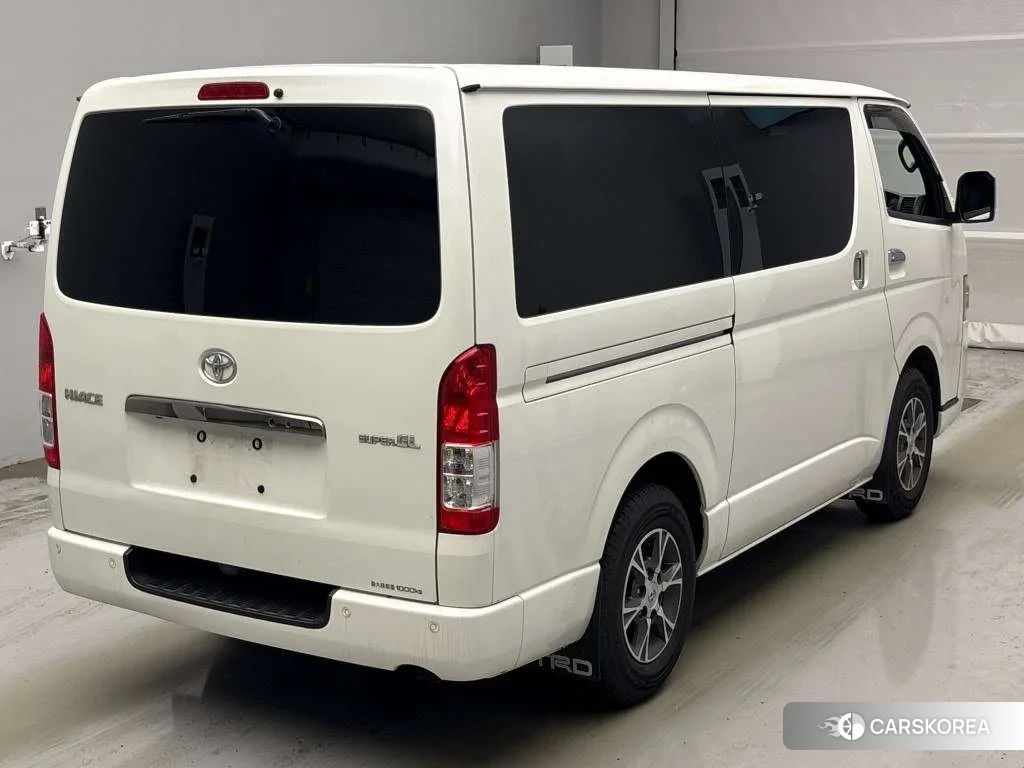 Toyota HiAce Van 2021 из Японии, фото 3