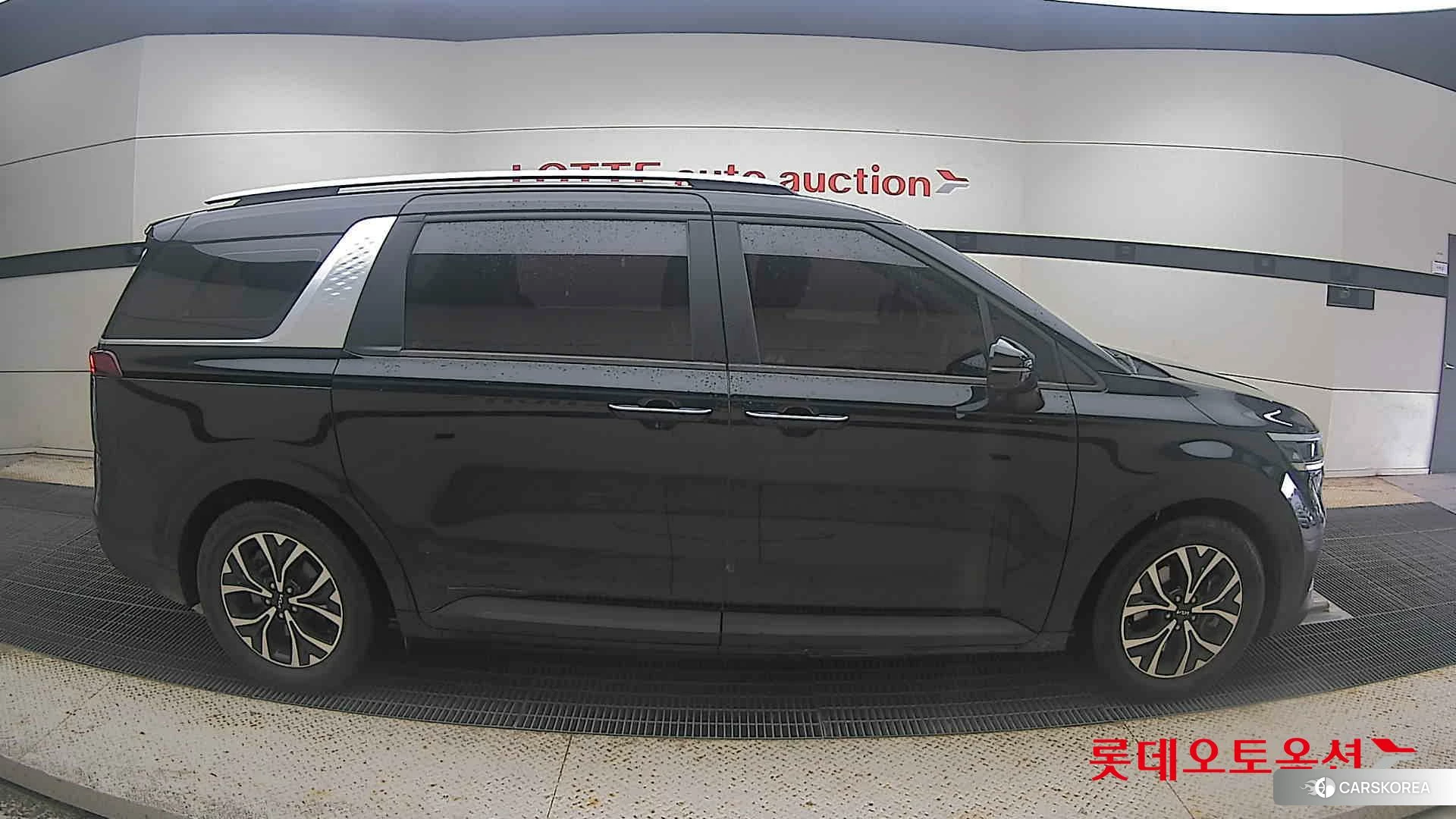Kia Carnival id 4984636 из Кореи 23