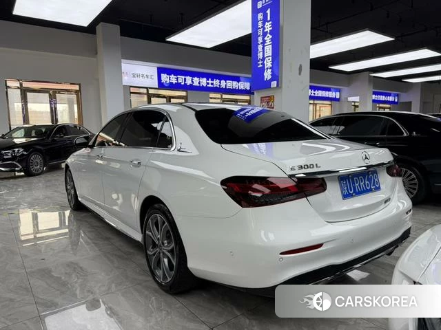Mercedes-Benz E-Class 2021 Белый из Китая, фото 4
