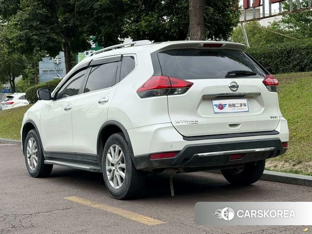 Nissan X-Trail 2023 Белый из Китая, фото 6