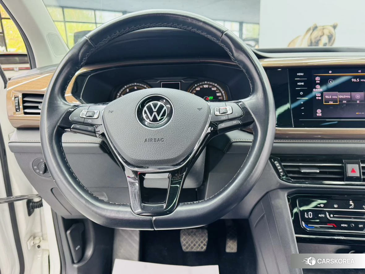 Volkswagen Tharu 2020 Белый из Китая, фото 5