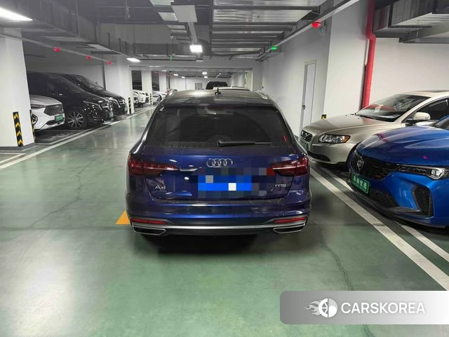 Audi A4L 2021 Синий из Китая, фото 3