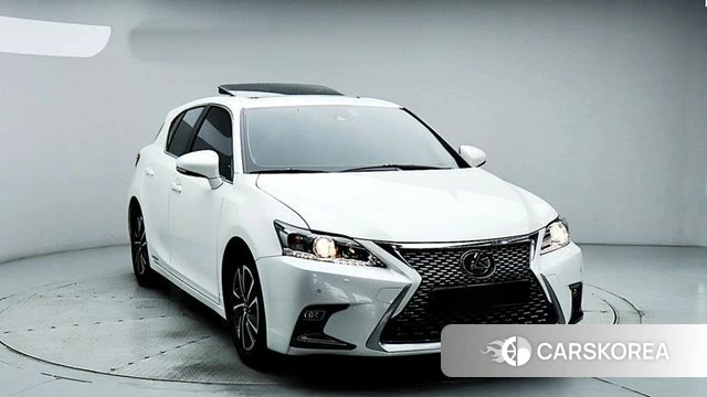 Lexus CT200h id 5028668 из Кореи 13