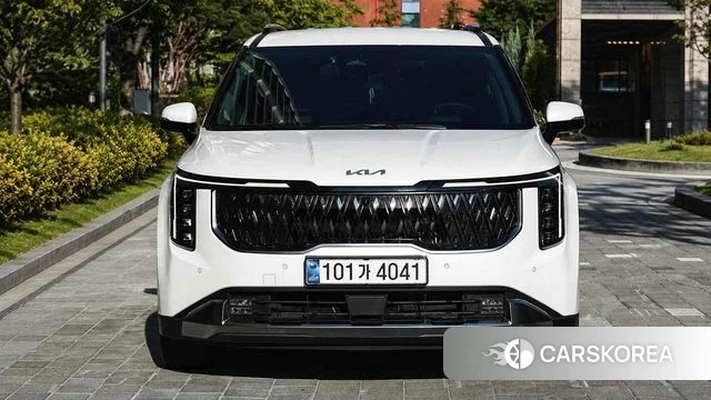 Kia The New Carnival 4th Generation 2024 Белый из Кореи, фото 3