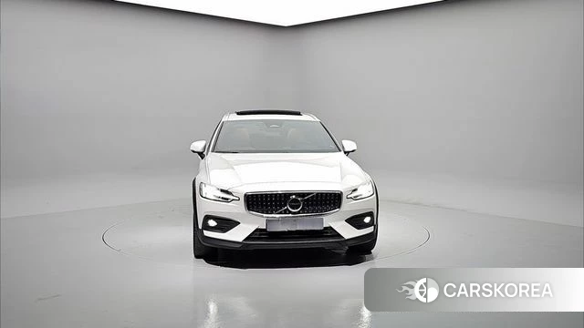 Volvo V60 Cross-Country 2nd Generation id 5001959 из Кореи 13