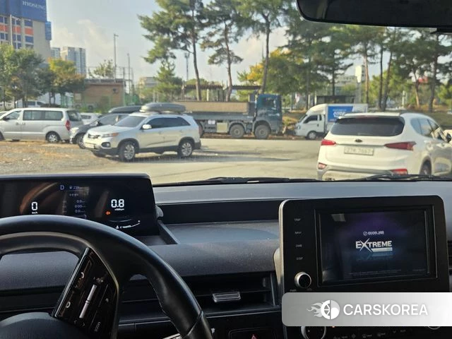 Hyundai Staria 2023 Серый из Кореи, фото 3