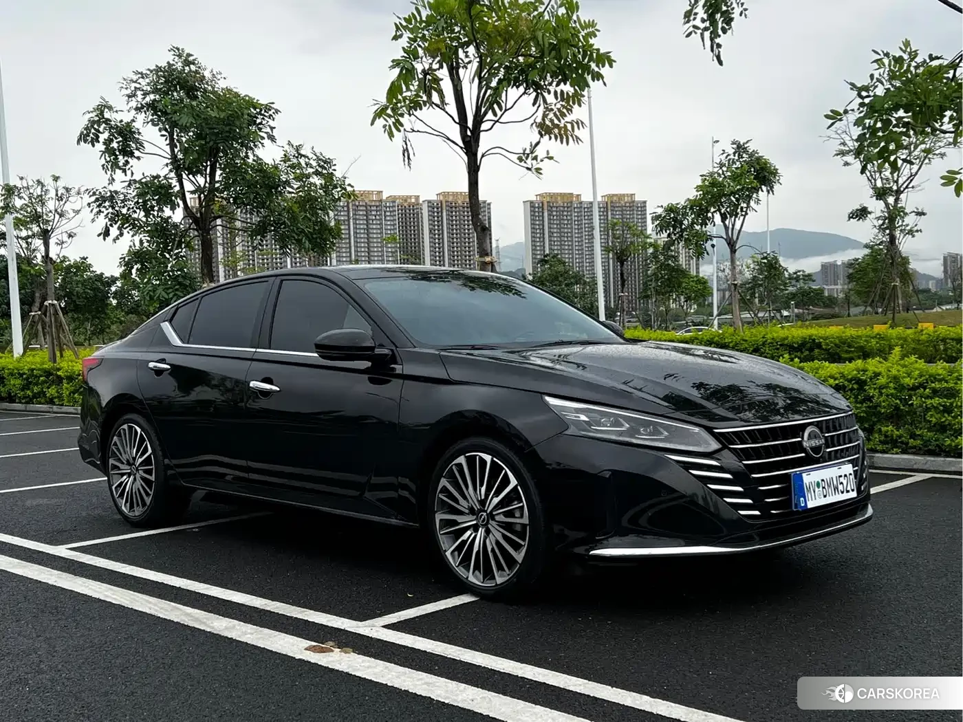 Nissan Altima 2023 Черный из Китая, фото 3