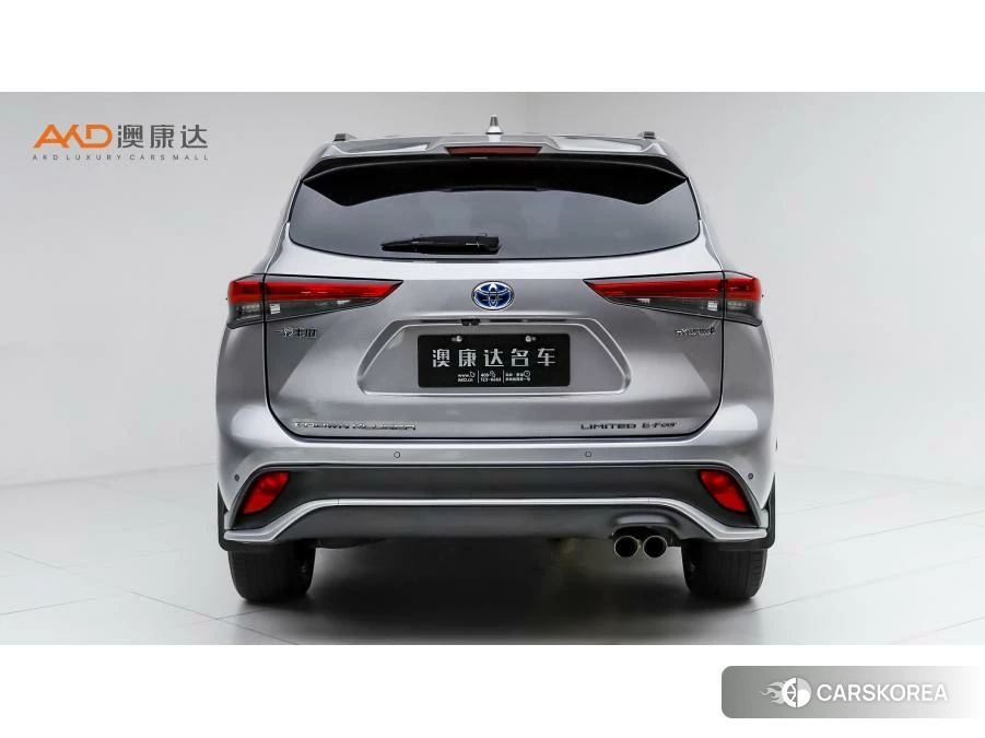Toyota Crown 2022 Темно-серый из Китая, фото 3