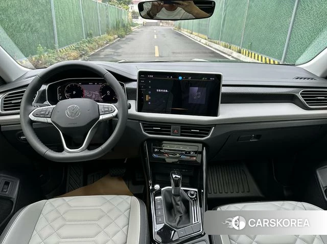 Volkswagen Tayron 2024 Темно-серый из Китая, фото 6