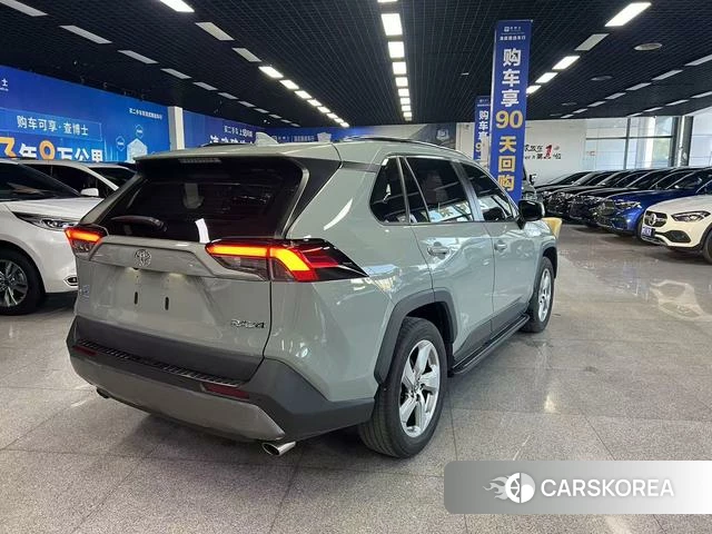 Toyota RAV4 2021 Темно-серый из Китая, фото 6