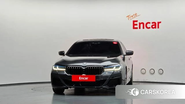 BMW 5 Series (G30) id 4967629 из Кореи 13