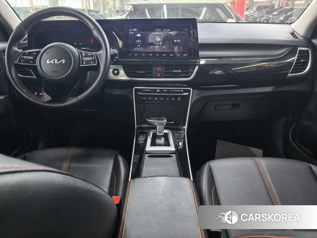 Kia KX3 2021 Белый из Китая, фото 3