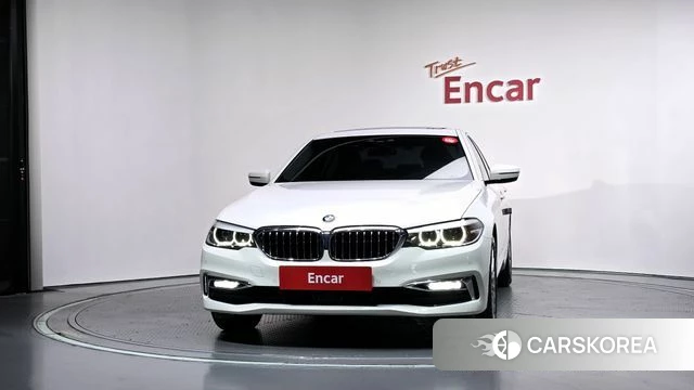 BMW 5 Series (G30) id 5028936 из Кореи 23