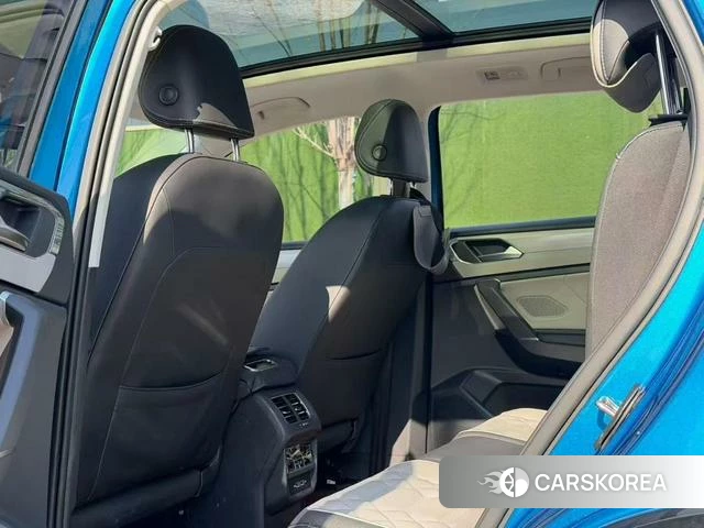 Volkswagen Tayron 2023 Синий из Китая, фото 3