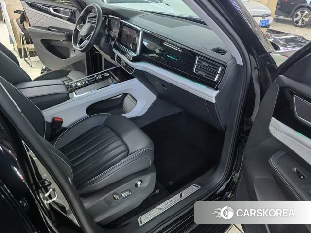 Volkswagen Teramont 2024 Черный из Китая, фото 3