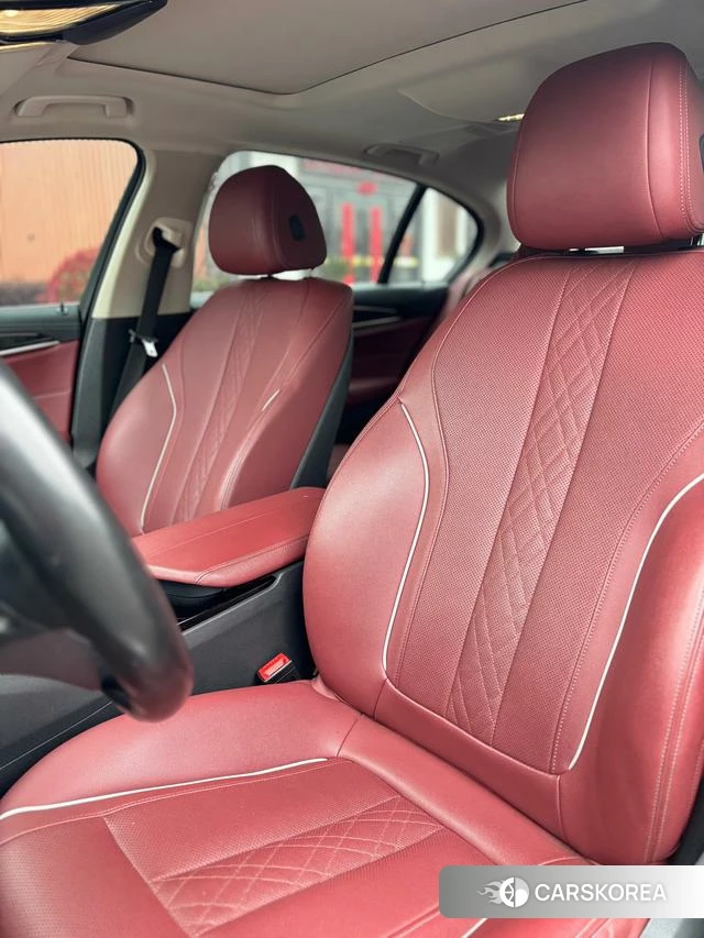 BMW 5 series 2021 Черный из Китая, фото 5