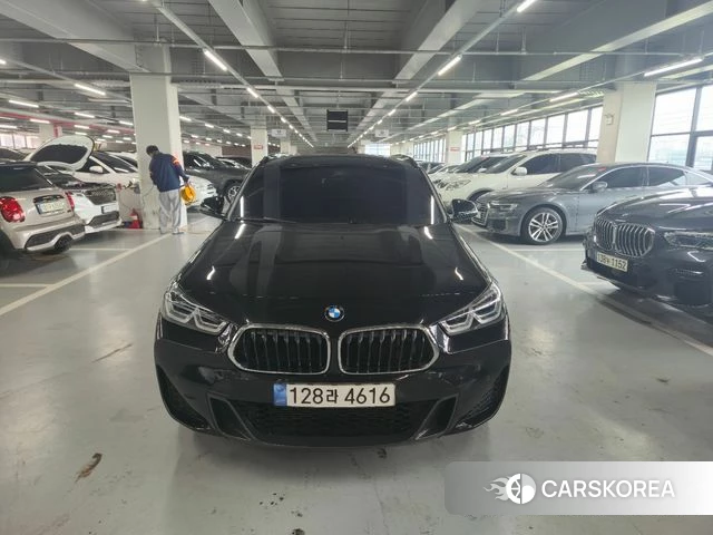 BMW X2 (F39) 2022 Черный из Кореи, фото 3