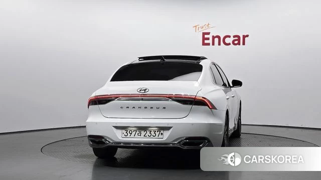 Hyundai The New Grandeur IG id 4918147 из Кореи 23