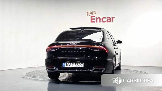 Hyundai The New Grandeur IG id 4959516 из Кореи 23