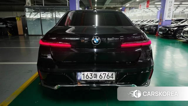 BMW 7 Series (G70) id 4969478 из Кореи 13