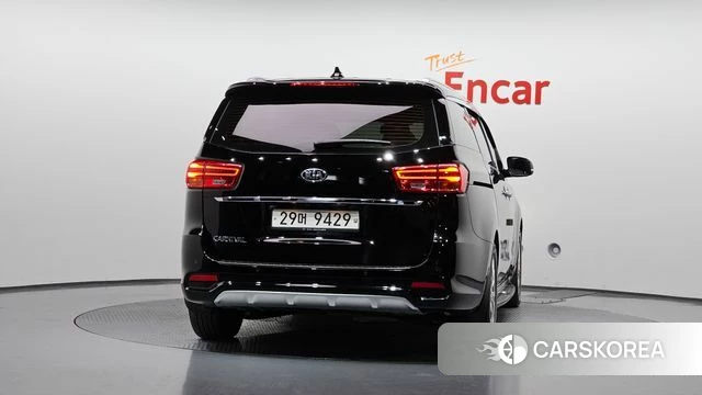 Kia The New Carnival id 4953094 из Кореи 23