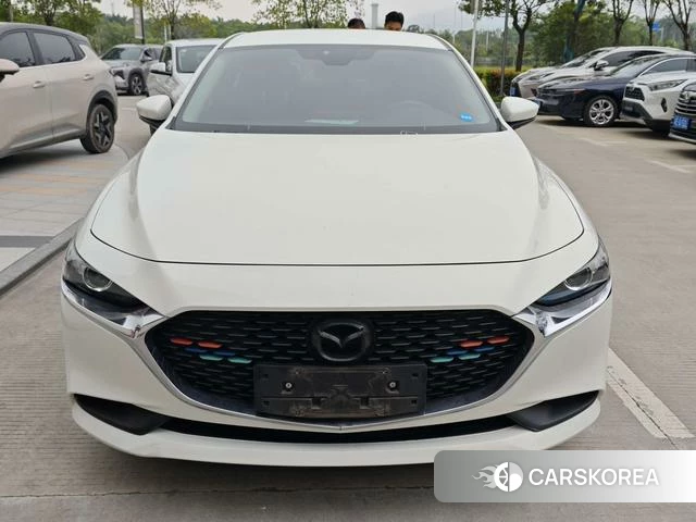 Mazda 3 2021 Белый из Китая, фото 3