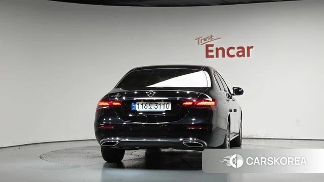 Mercedes-Benz E-Class W213 id 4996195 из Кореи 23