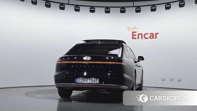 Hyundai Grandeur (GN7) id 4957608 из Кореи 23
