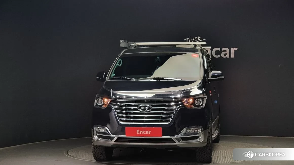 Hyundai The New Grand Starex id 2154480 из Кореи 13