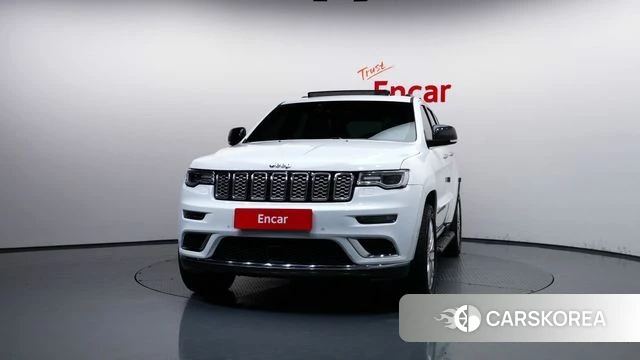 Jeep Grand Cherokee id 5042020 из Кореи 23
