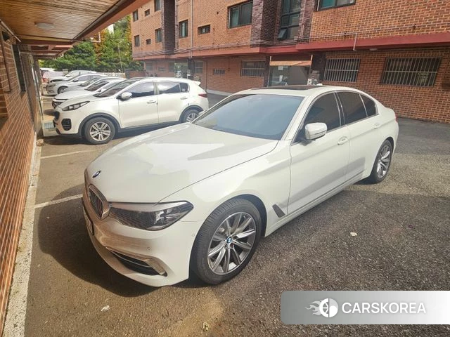 BMW 5 Series (G30) 2019 Белый из Кореи, фото 3