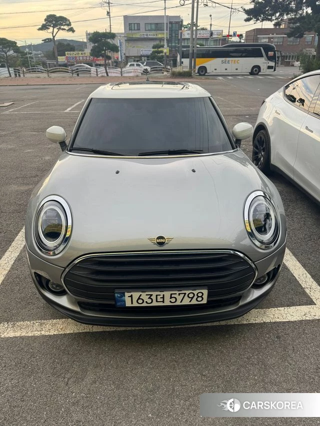 Mini Cooper SD Clubman 2023 Серебряный из Кореи, фото 3