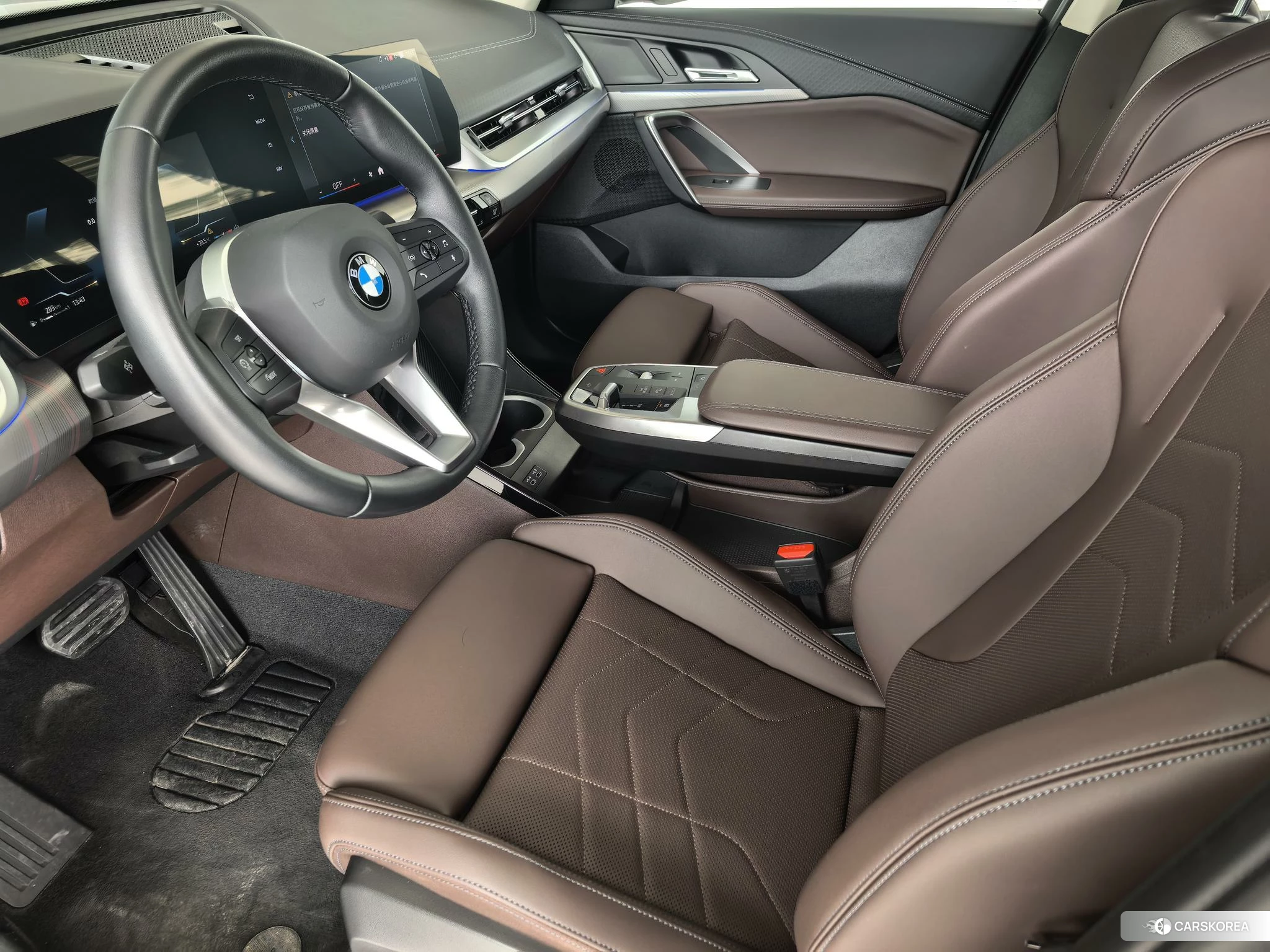 BMW X2 2024 Темно-серый из Китая, фото 4