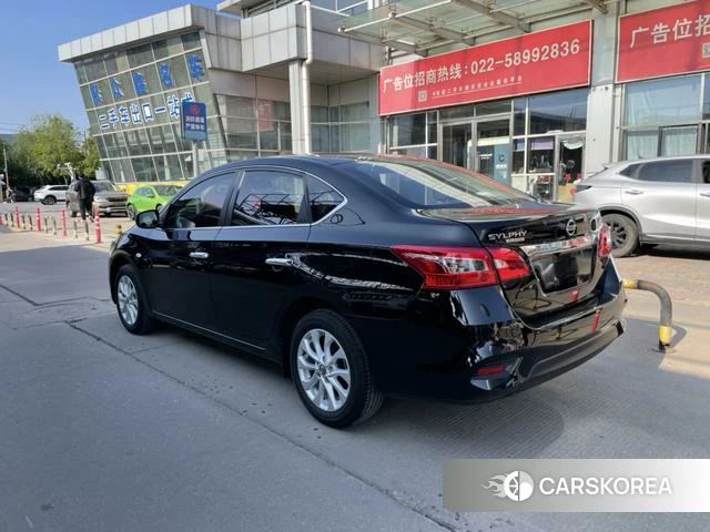 Nissan Sylphy 2024 Черный из Китая, фото 5