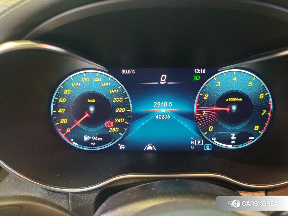 Mercedes-Benz GLC 2021 Белый из Китая, фото 3