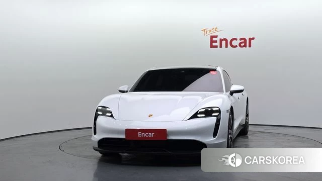 Porsche Taycan id 4745921 из Кореи 23