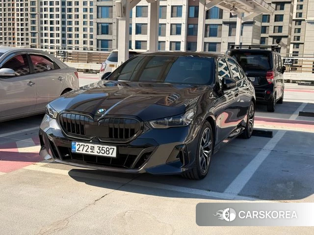 BMW 5 Series (G60) id 5038802 из Кореи 8