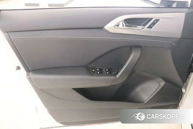 Volkswagen Tharu 2021 Белый из Китая, фото 3