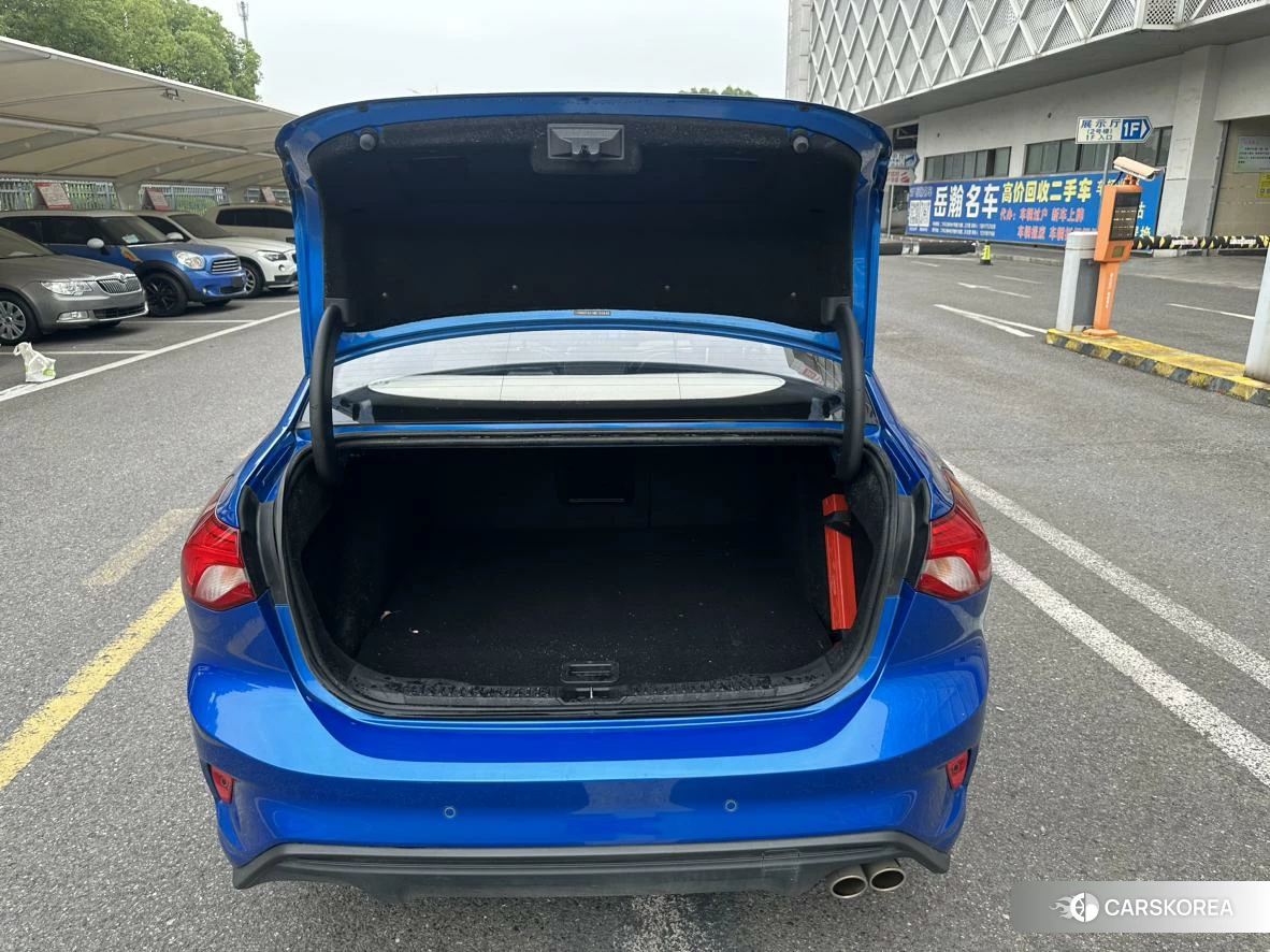 Ford Focus 2020 Синий из Китая, фото 6
