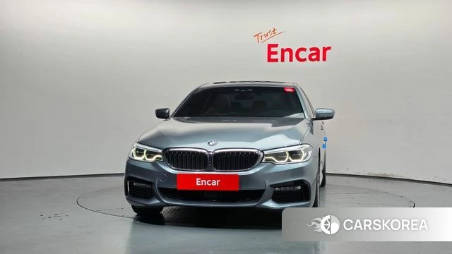 BMW 5 Series (G30) id 5004623 из Кореи 13