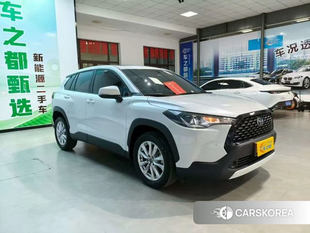 Toyota Corolla 2024 Белый из Китая, фото 3