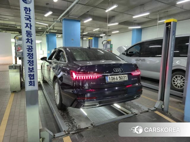 Audi A6 (C8) 2020 Синий из Кореи, фото 3