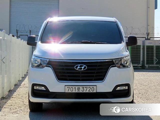 Hyundai The New Grand Starex id 5048325 из Кореи 13