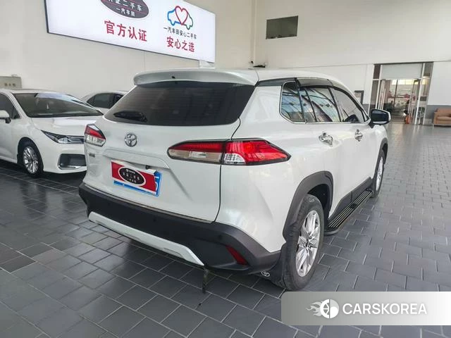 Toyota Corolla 2024 Белый из Китая, фото 3